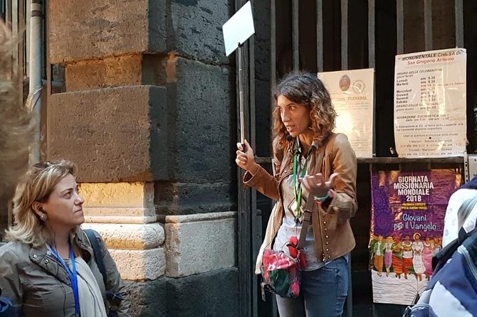 Guide tour in Naples downtown with an art expert - What $324.40 buys your group