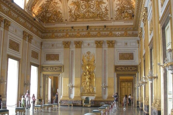 Guided tour of the Royal Palace of Caserta with an art expert - Why Caserta deserves your time