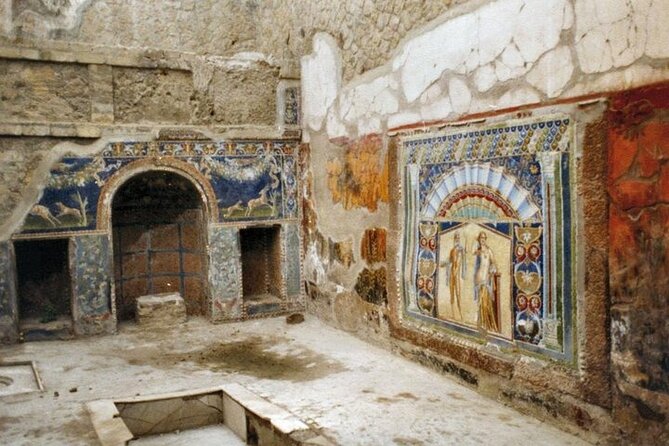 Half Day Excursion to Herculaneum from Naples with Lunch - Transport, pickup, and the Naples traffic problem