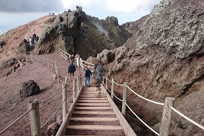 Half-Day Vesuvius Drive and Summit Hike from Naples with Lunch - Why this half-day Vesuvius trip works