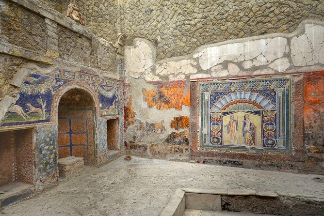 Herculaneum Private Tour with an Expert Archaeologist - Shops, baths, and the market