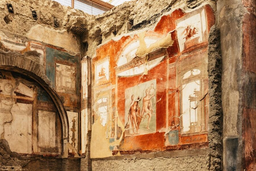 Herculaneum: Skip-the-Line Guided Tour with Archaeologist - Casa dei Cervi and Herculaneum’s Wealthy Homes