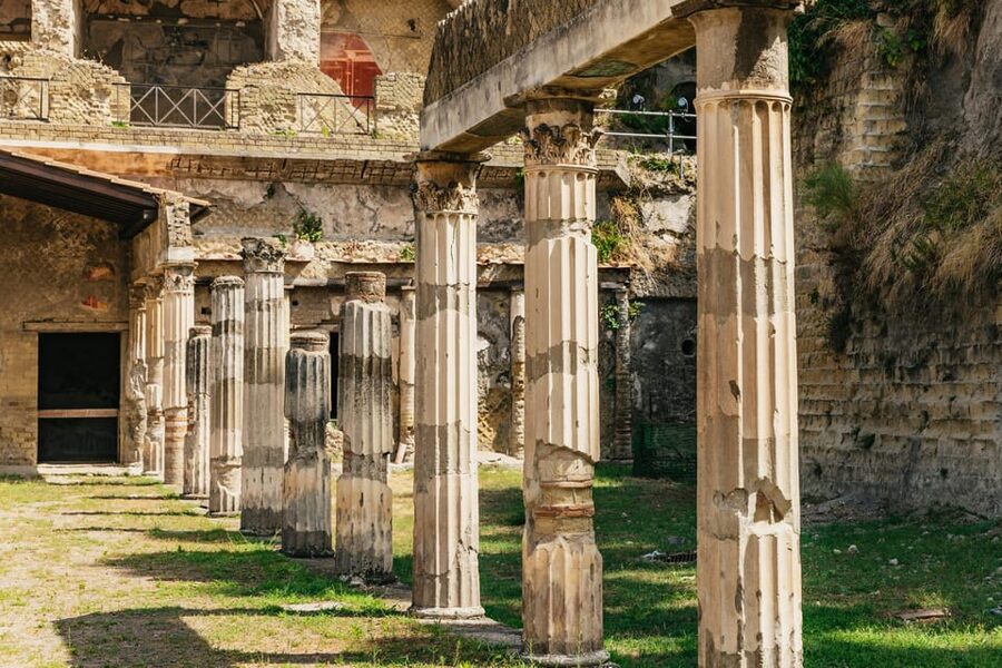 Herculaneum: Skip-the-Line Guided Tour with Archaeologist - House of Neptune and Amphitrite’s Brilliant Mosaic