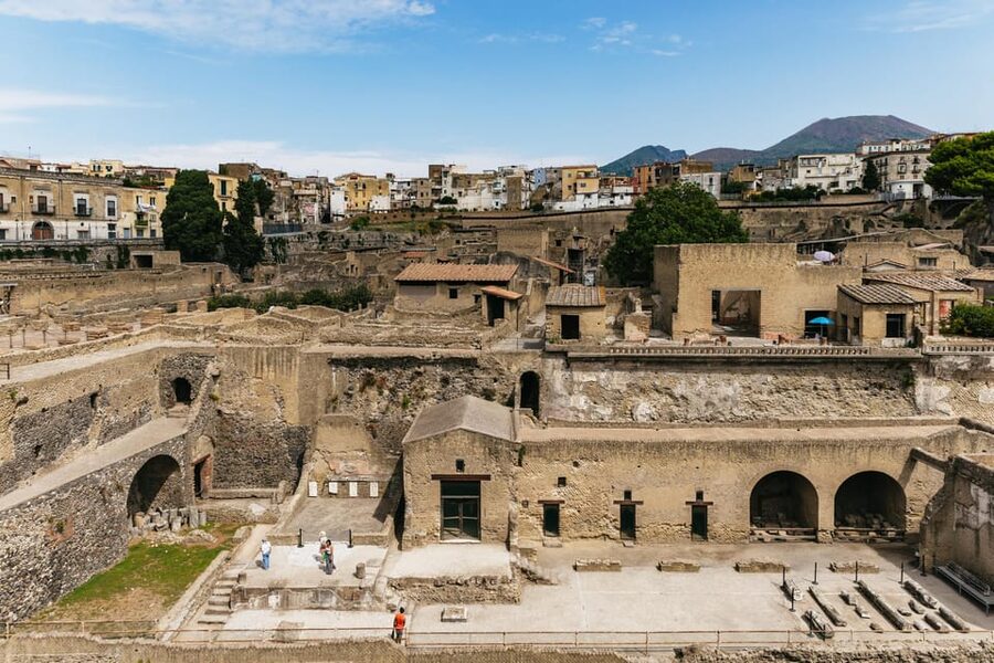 Herculaneum: Skip-the-Line Guided Tour with Archaeologist - What the Archaeologist Guide Adds