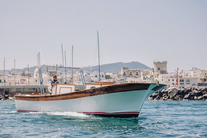 Ischia Boat Tour Half Day - Sorgeto’s hot springs meet the sea