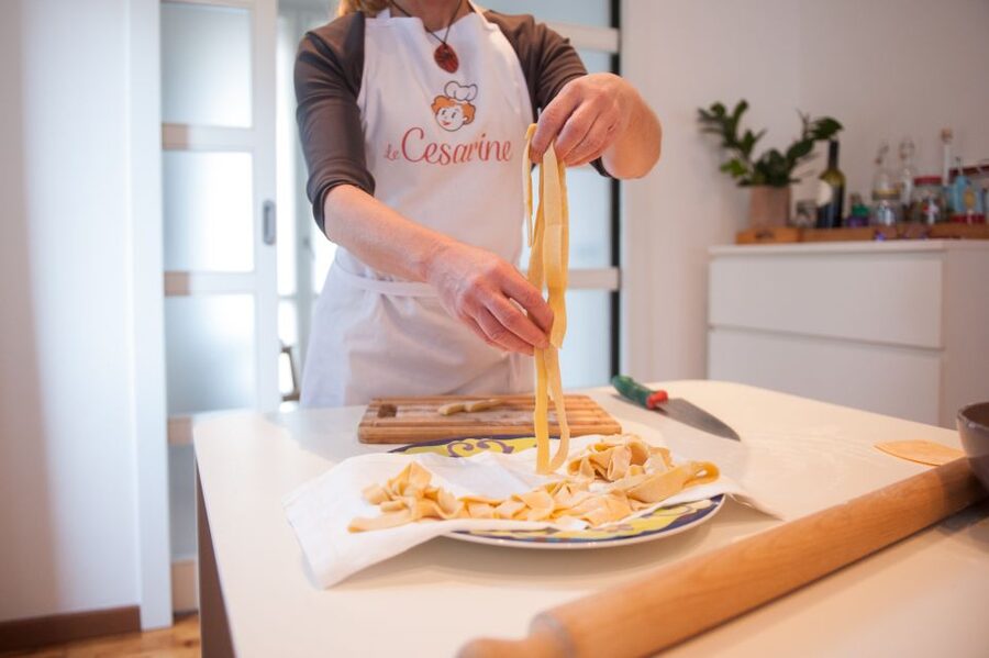 Ischia: Pasta & Tiramisu Cooking Class at a Local's Home - Rolling sfoglia by hand