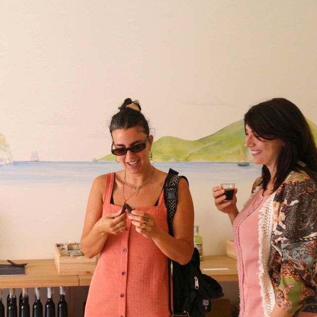 Ischia: Private Distillery Tour and tasting with the Artisan - Finding the Distillery in Ischia Ponte