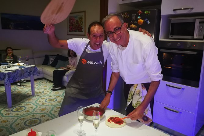 Make Neapolitan Pizza With A View Of Naples - What happens at 6:00 pm