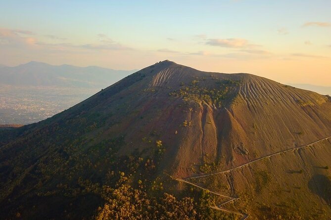 Mount Vesuvius and Pompeii private tour - Herculaneum and the important itinerary question