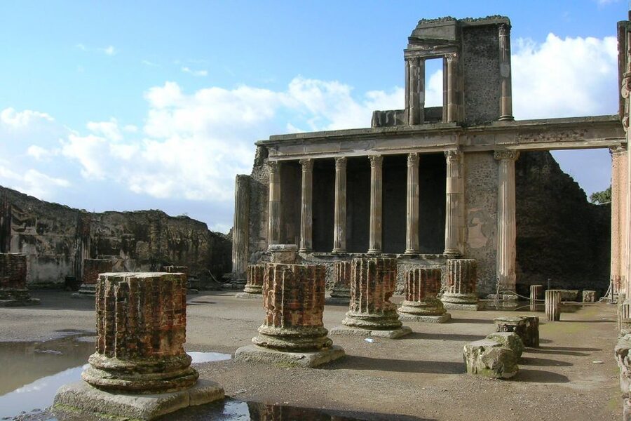 Naples: 3-Days Pass w/ Pompeii, Museums & Transport Included - Airport arrival is covered by two Alibus rides