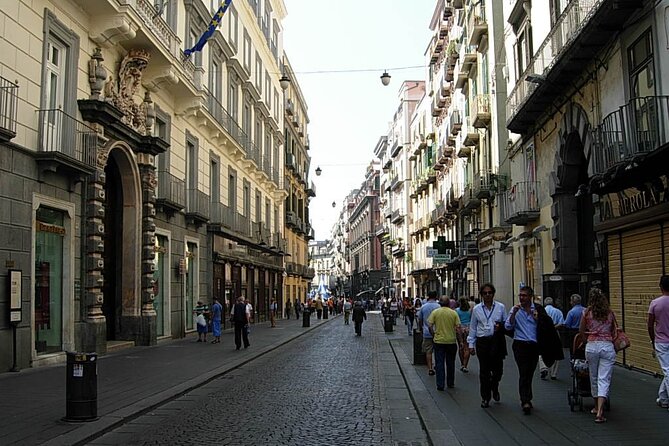 Naples - 4 hours in the streets of the city - Via dei Tribunali and the city’s church-filled core