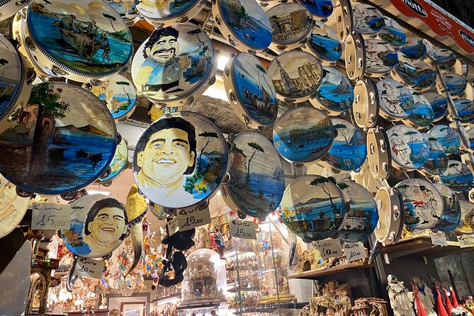 Naples Attractions Walking and Sightseeing Tour - What the two-hour format does well