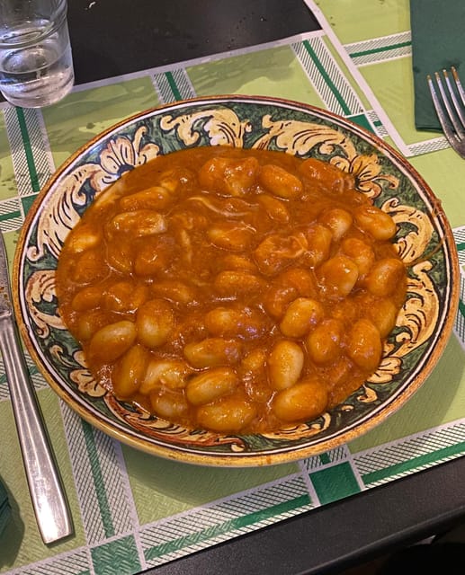 Naples: Authentic Family Home Lunch with Music Show & Spanish Quarters Tour - Key points at a glance