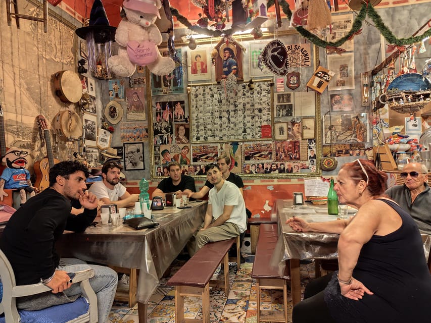 Naples: Authentic Family Home Lunch with Music Show & Spanish Quarters Tour - Why this lunch helps you understand Naples