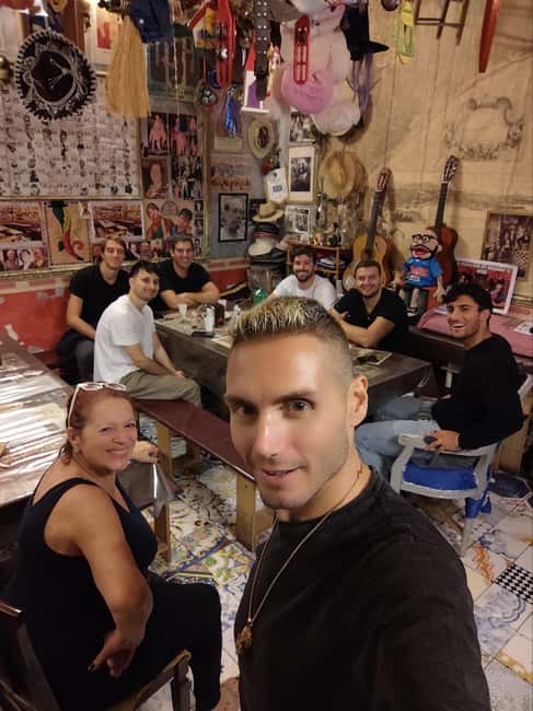 Naples: Authentic Family Home Lunch with Music Show & Spanish Quarters Tour - The Spanish Quarters, one alley at a time