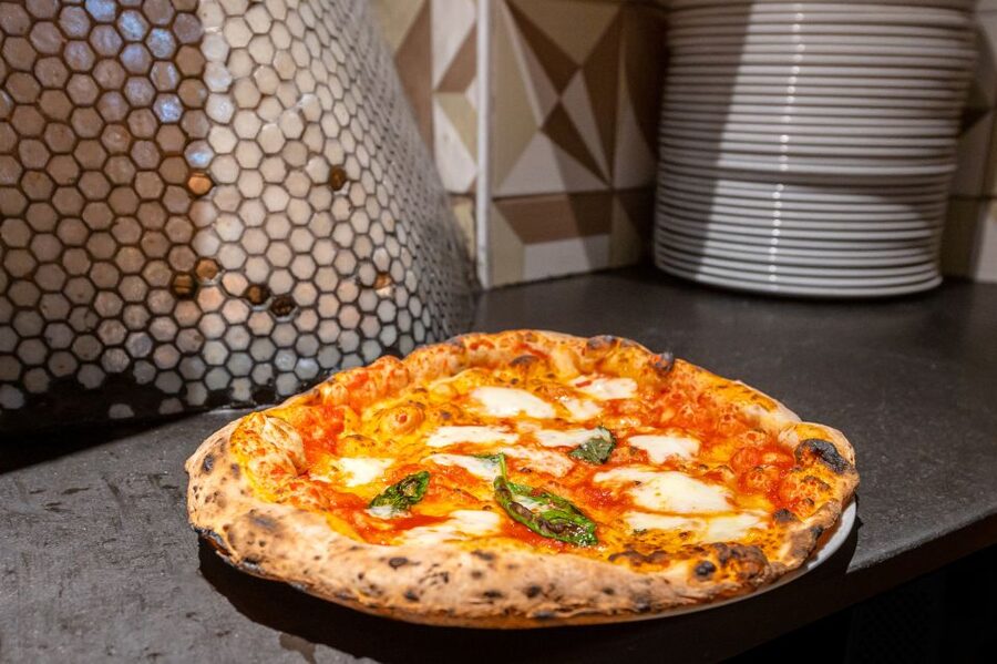 Naples: Authentic Neapolitan Pizza Making Class - Who should take this class