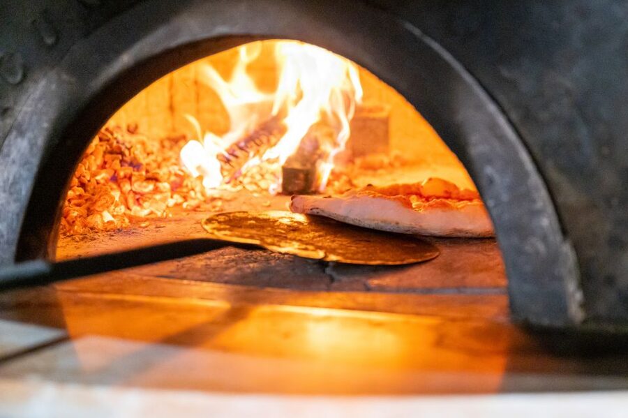 Naples: Authentic Neapolitan Pizza Making Class - Arriving at the central Naples meeting point