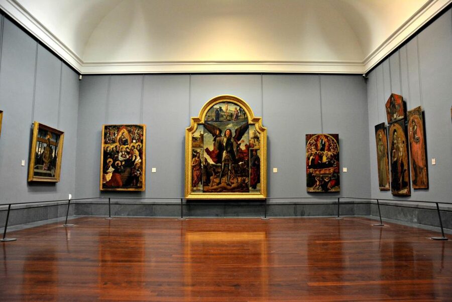 Naples: Capodimonte Museum small group tour - Key Points To Know Before You Book