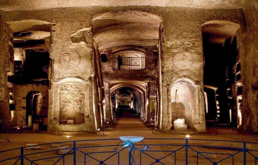 Naples: Catacombs of San Gennaro Entry Ticket & Guided Tour - Key points at a glance