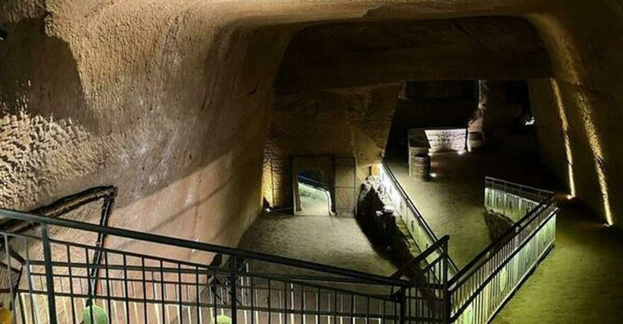Naples: City and Lapis Museum Tour with an Archaeologist - Starting at Piazza San Gaetano and Via dei Tribunali