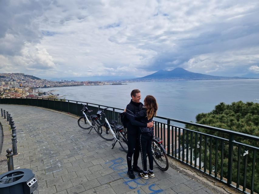 Naples: City Highlights Guided Bike Tour - Why a bicycle works so well in Naples