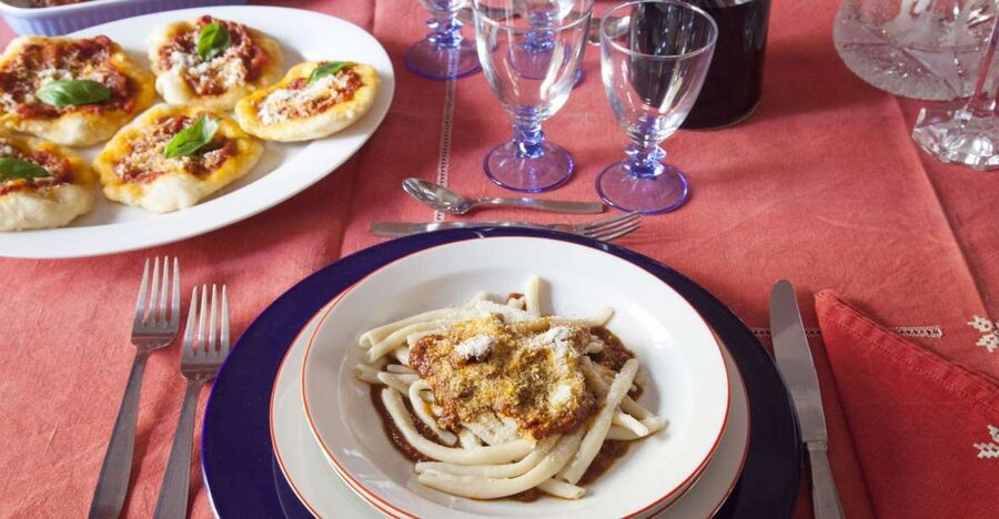 Naples: Dining Experience at a Local's Home - The Hosts Make the Difference