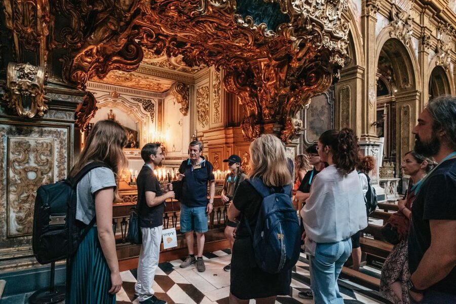 Naples: Downtown Tour with Veiled Christ & St Clare Tickets - Piazza Nilo and the statue of the Nile god