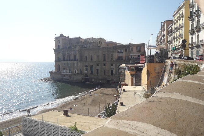Naples electric bike tour Partenope - What the guide adds to the ride