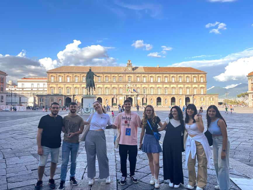 Naples: Family Mythology Treasure Hunt w/ Food Stop - Banksy, murals, and the first photo opportunities