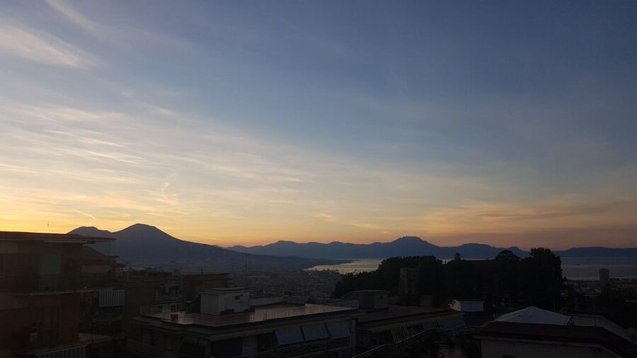 Naples: Fresh Pasta Cooking Class and Dinner with a Local - Who should book this experience?
