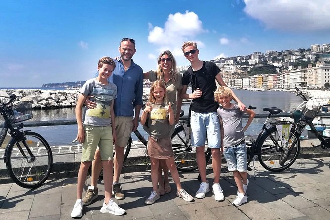 Naples Guided Tour by Bike - A calmer stretch along Lungomare Caracciolo