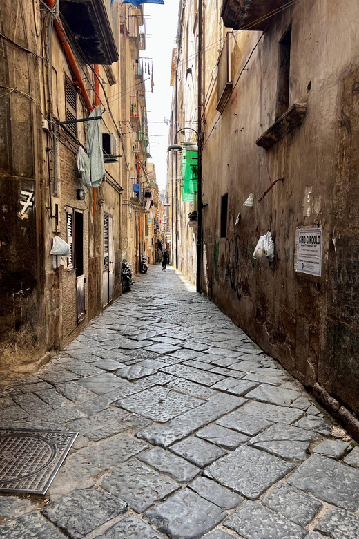Naples: guided tour of the historic center - Following the ancient Greek streets