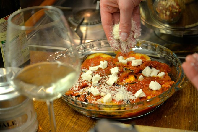 Naples Hands-on Cooking Class: Gnocchi, Ravioli, Tiramisu & Wine - Lunch around a shared table