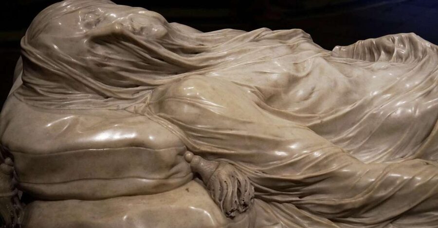 Naples: Historic Center and Sansevero Chapel Walking Tour - Starting at the Duomo on Via Duomo