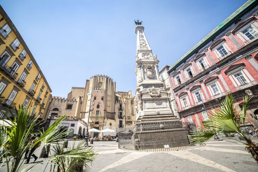 Naples: Historic Center Guided Tour with Underground Ruins - Spaccanapoli and the church-filled center