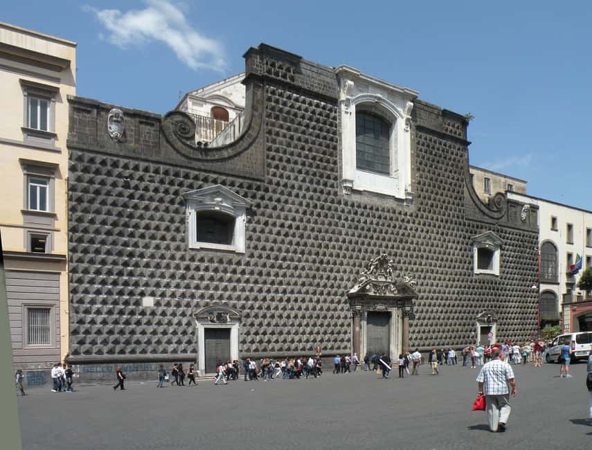 Naples: Historic Center Tour & Veiled Christ Entry Ticket - How the timing affects the experience