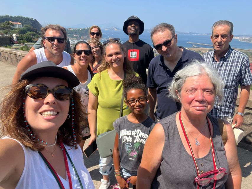 Naples: Hop-On-Hop-Off Bus Tour of Naples - Via Toledo and Piazza Trento e Trieste