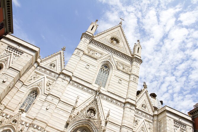 Naples in-Depth Private Walking Tour with Expert Guide - What the private format adds to the price