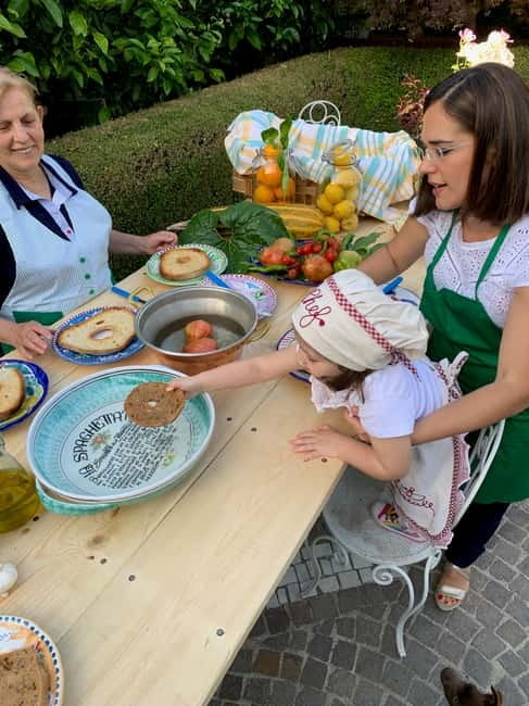 Naples: Mozzarella experience - Who will enjoy this most