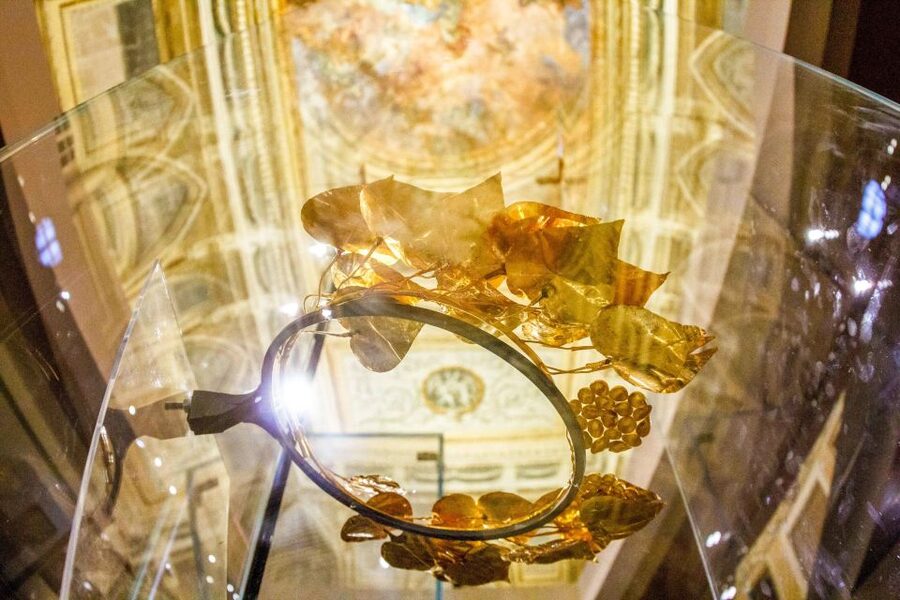 Naples: National Archaeological Museum Ticket & Audio App - Egyptian objects, coins, and changing displays