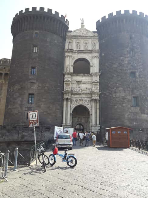 Naples: Panoramic E-Bike Tour - Along Lungomare Caracciolo