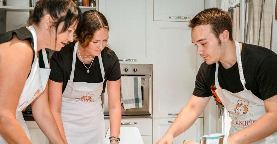Naples: Pasta and Tiramisu Class at a Local's Home - Key Points Before You Book