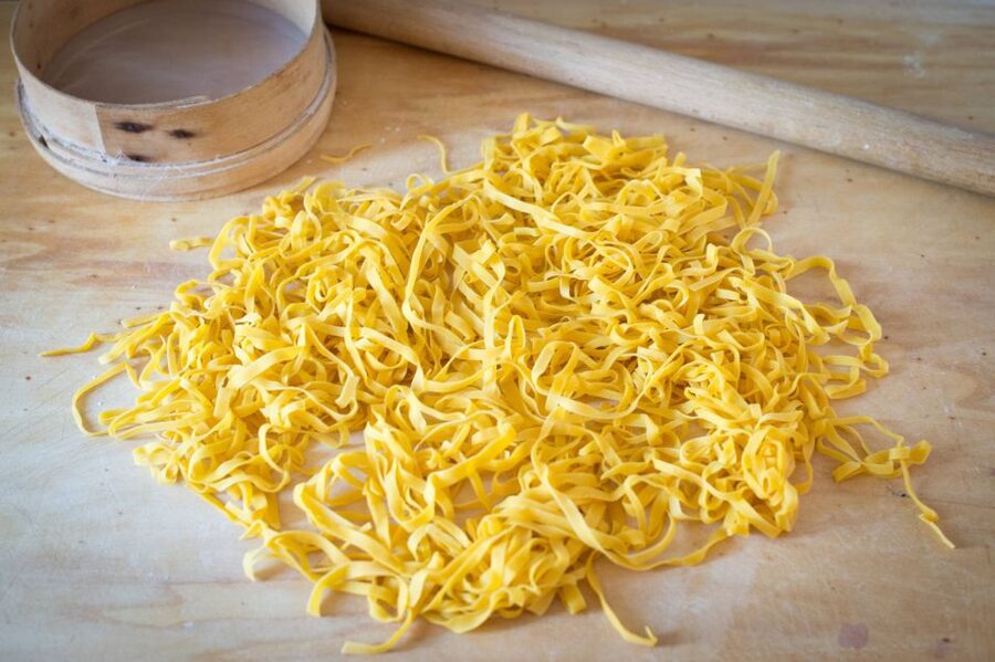 Naples: Pasta and Tiramisu Class at a Local's Home - Arriving at a Private Neapolitan Home