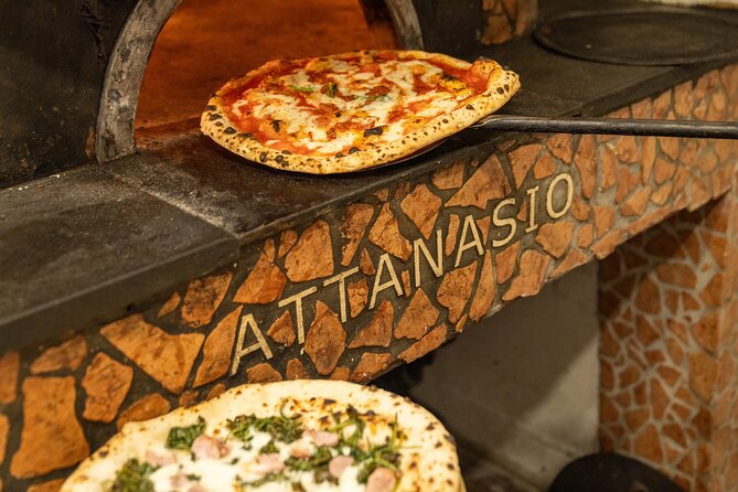 Naples Pizza & Drinks Tour: A Slice of Naples with Eating Europe - First taste: scarole pizza at Verace