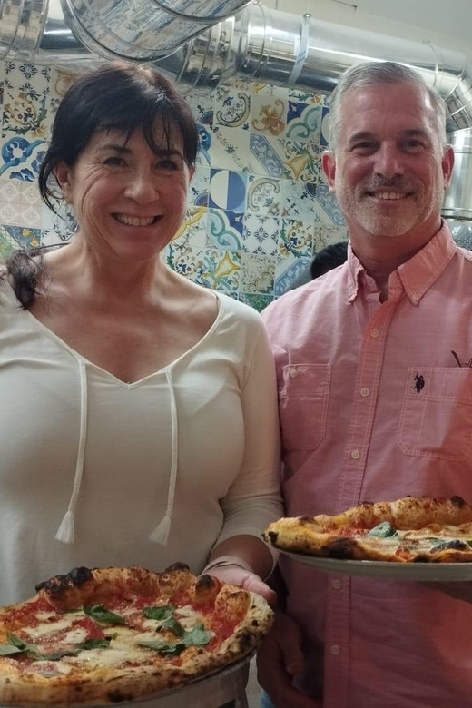 Naples: Pizza Making Class with Neapolitan Chef and drink - What the staff adds to the experience