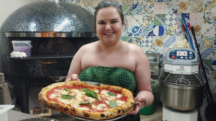Naples: Pizza Making Class with Neapolitan Chef and drink - Practical details before you book