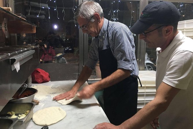 Naples Pizza-Making: From Dough to Dessert & Wine at Pizzeria - Who gets the most from this experience