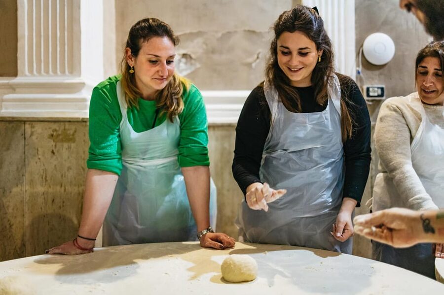 Naples: Pizza-Making Workshop with Drink and Appetizer - Preparing San Marzano sauce and a classic Margherita