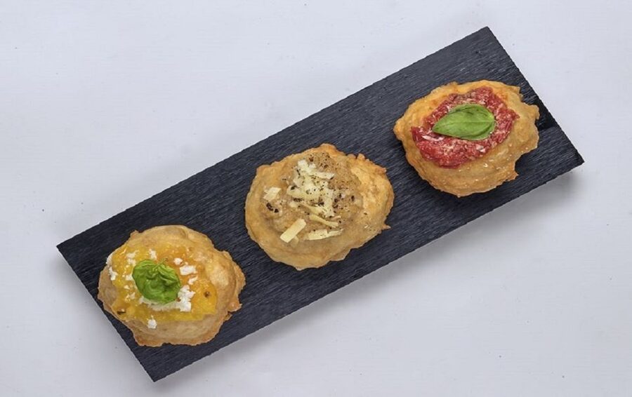 Naples: Pizza tasting gourmet experience - Cosacca, Naples’ Leaner Classic