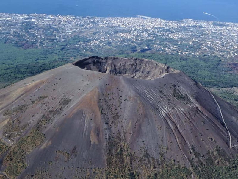 Naples: Pompeii and Vesuvius Skip-the-Line Day Trip - Climbing Mount Vesuvius